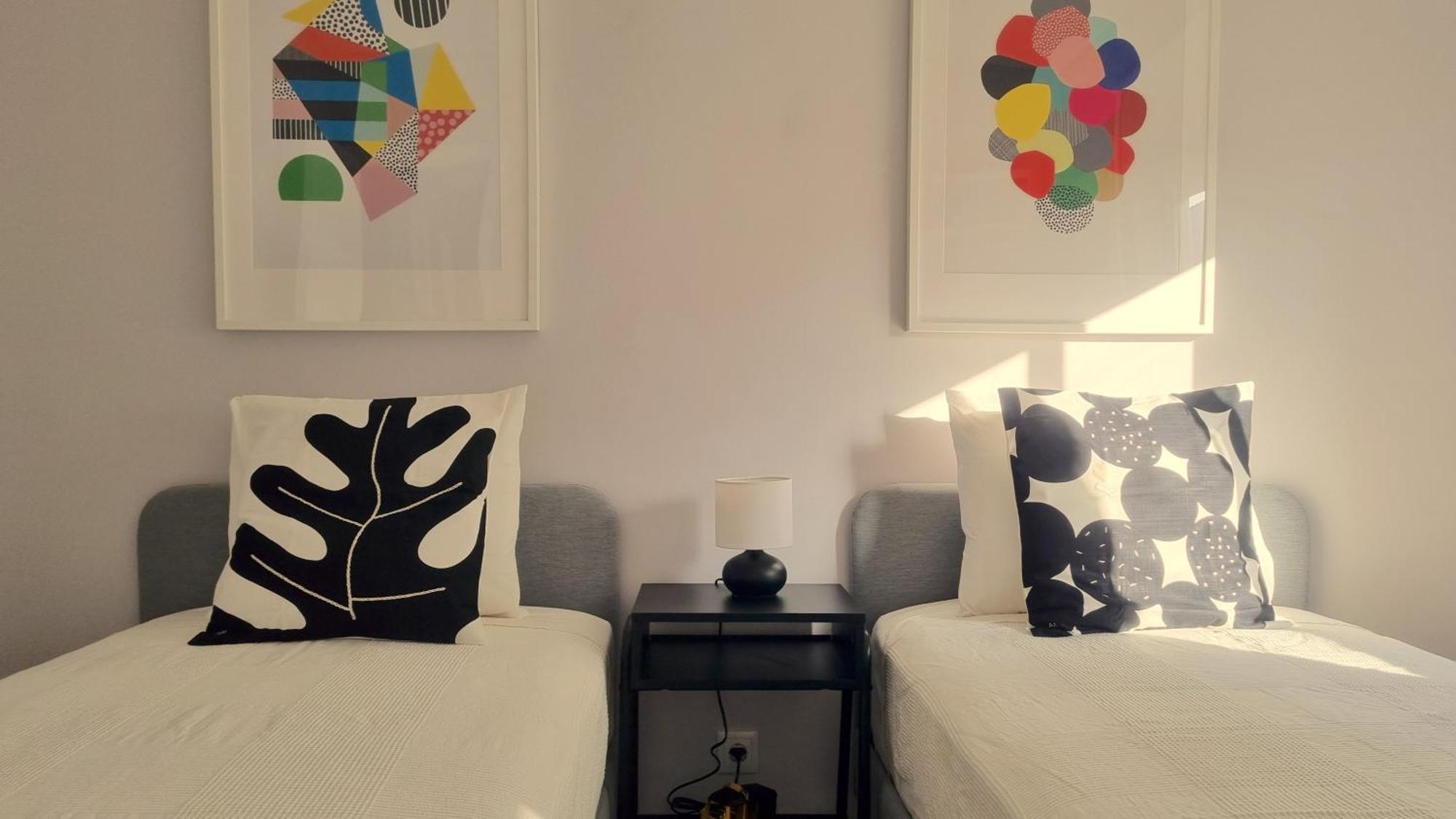 Afonso Galo Guest Apartments IV Almada Buitenkant foto