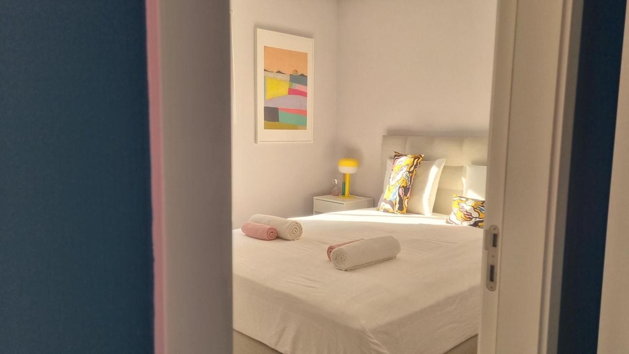 Afonso Galo Guest Apartments IV Almada Buitenkant foto